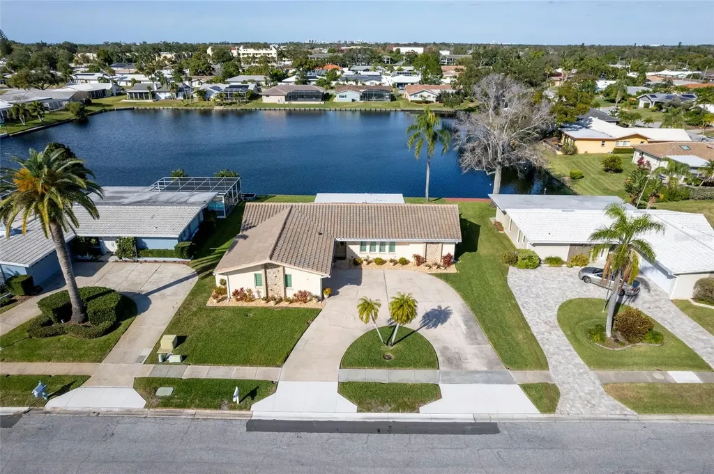 13797 Pinecrest Drive Largo FL 33774