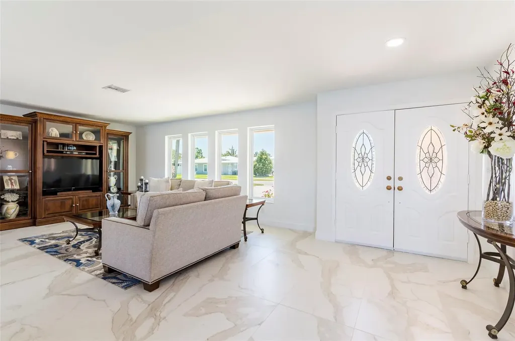 13797 Pinecrest Drive Largo FL 33774