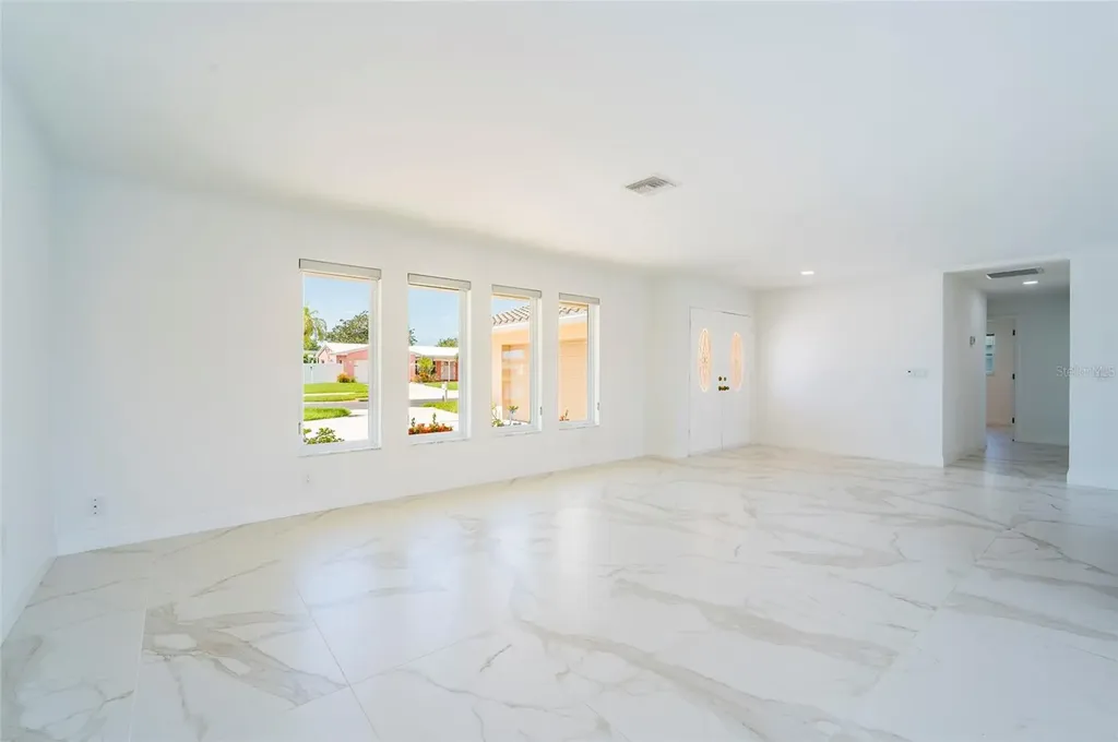 13797 Pinecrest Drive Largo FL 33774