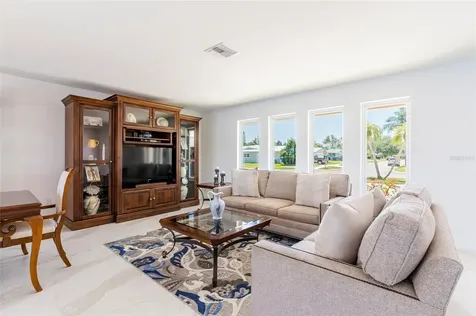 13797 Pinecrest Drive Largo FL 33774