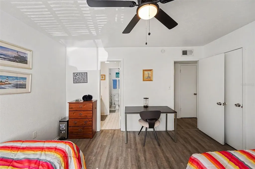 3765 41st Street S St Petersburg FL 33711