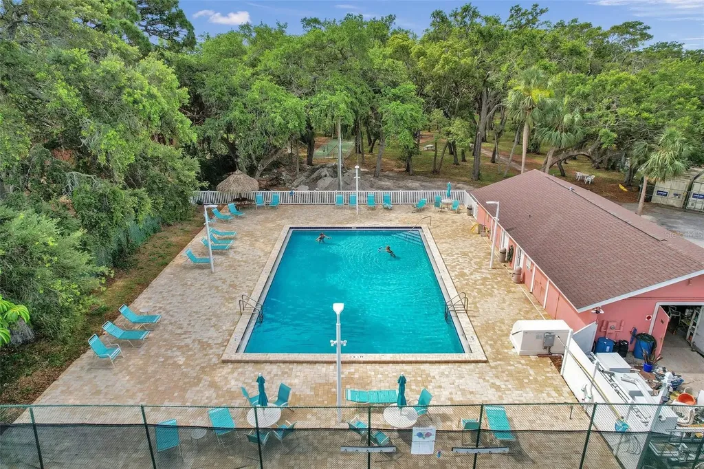 3765 41st Street S St Petersburg FL 33711