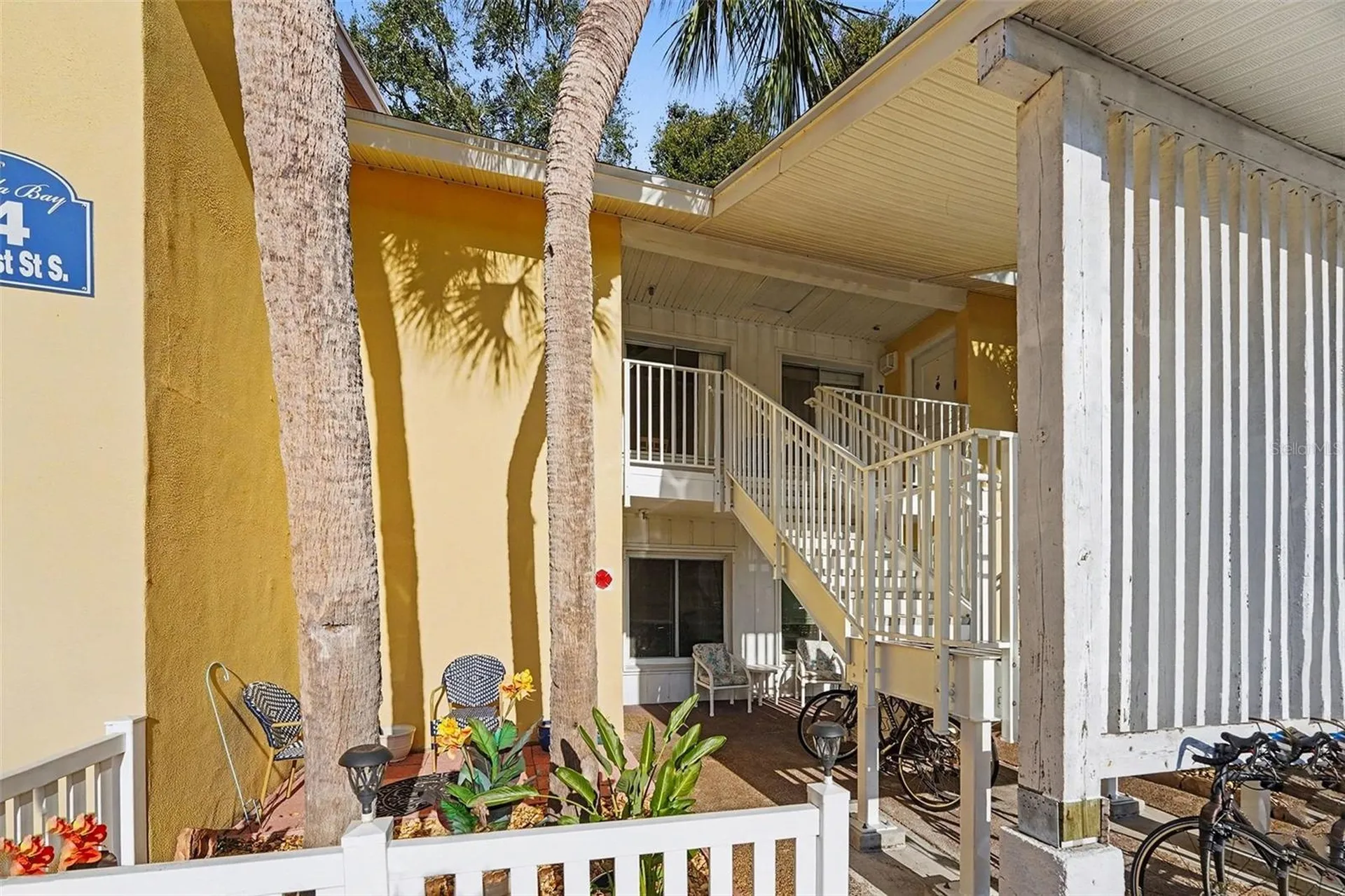 3765 41st Street S St Petersburg FL 33711