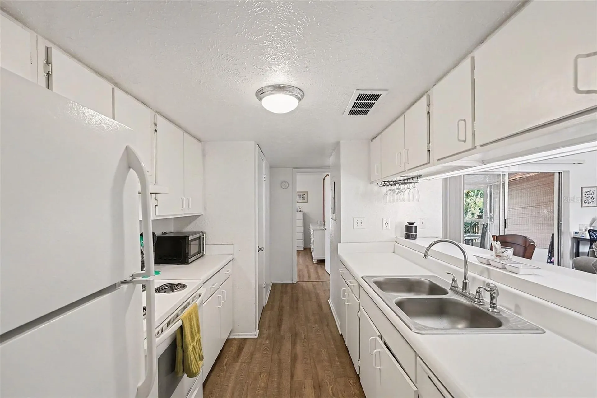 3765 41st Street S St Petersburg FL 33711
