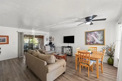 3765 41st Street S St Petersburg FL 33711