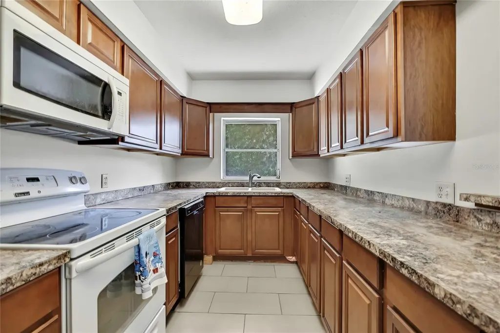 12130 Maple Street Dunnellon FL 34432