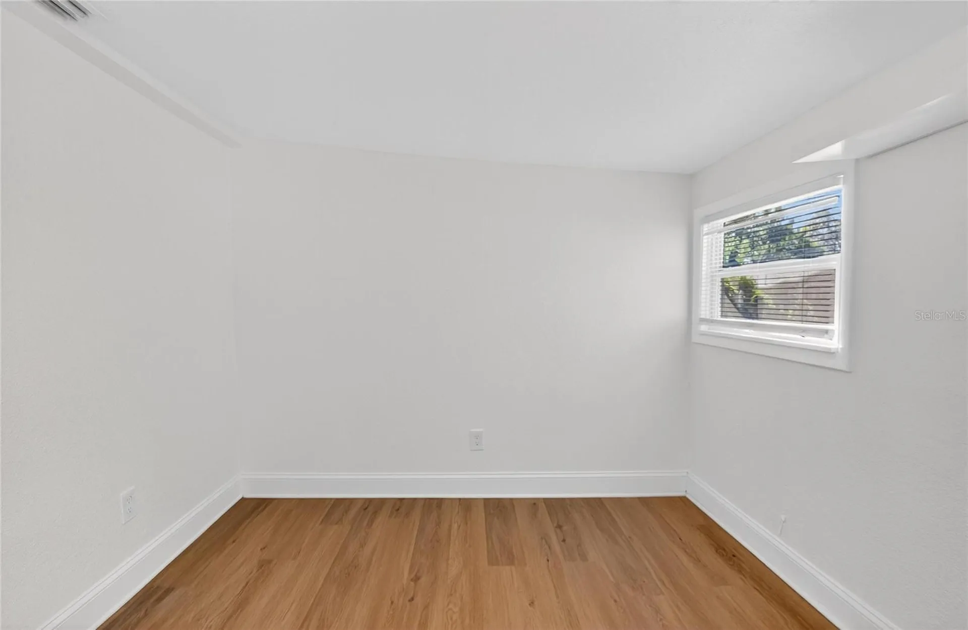 1210 E Cayuga Street Tampa FL 33603