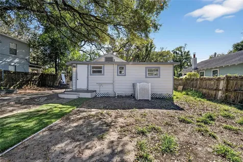 1210 E Cayuga Street Tampa FL 33603