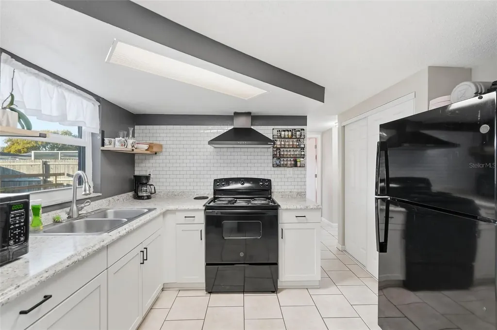 9101 Hunt Club Lane Port Richey FL 34668