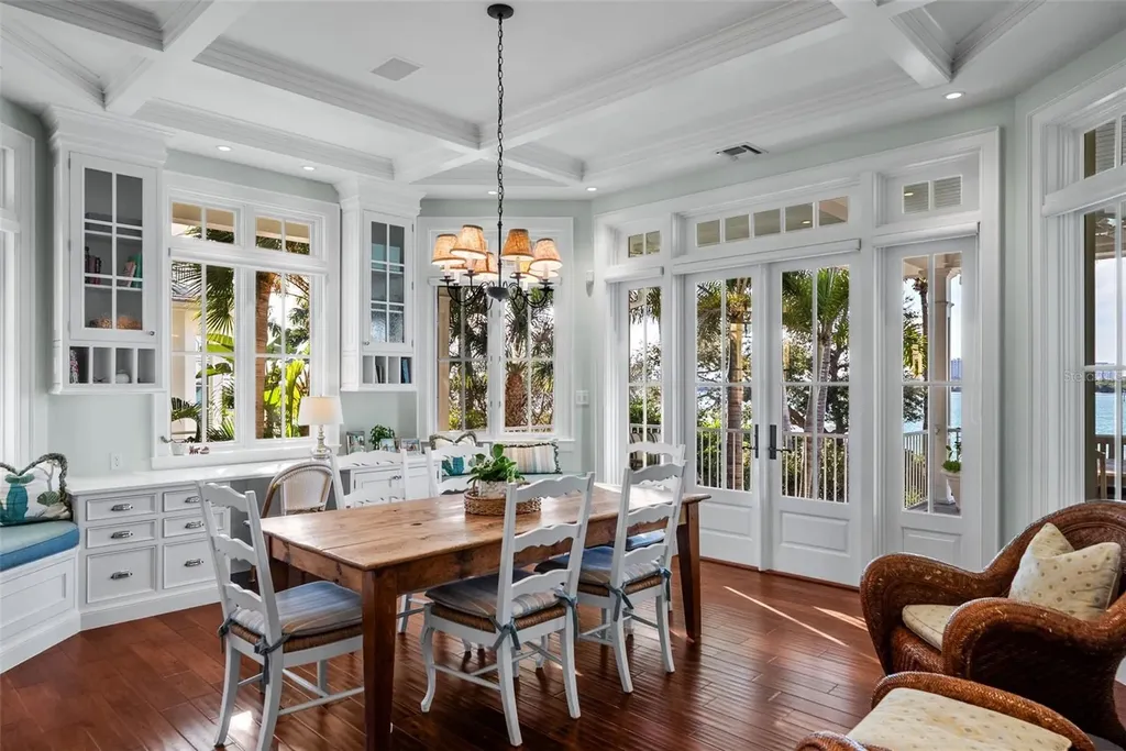 3440 Gulfmead Drive Sarasota FL 34242