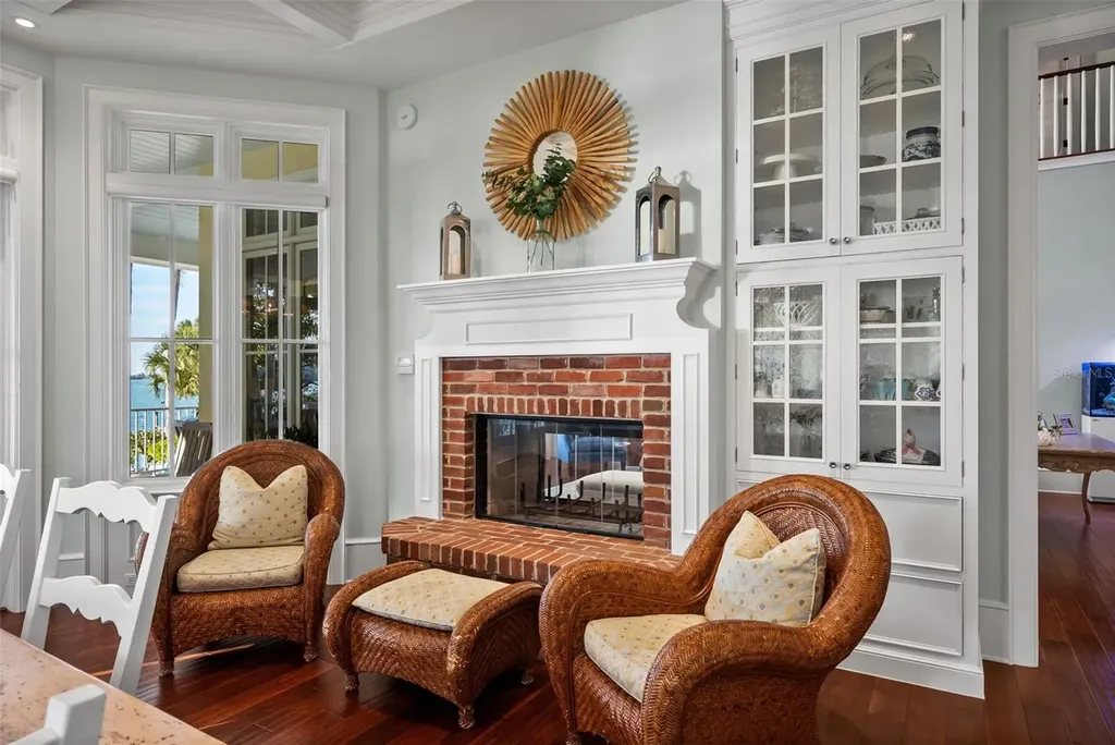 3440 Gulfmead Drive Sarasota FL 34242