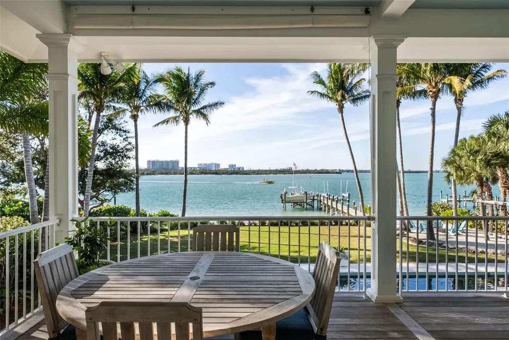 3440 Gulfmead Drive Sarasota FL 34242