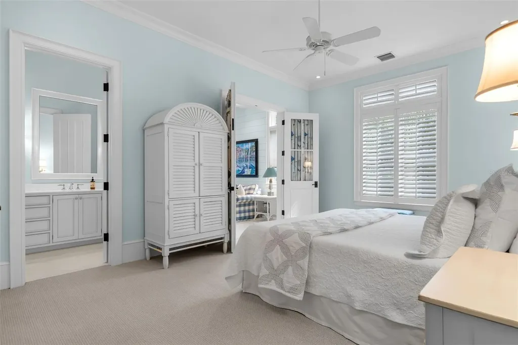 3440 Gulfmead Drive Sarasota FL 34242