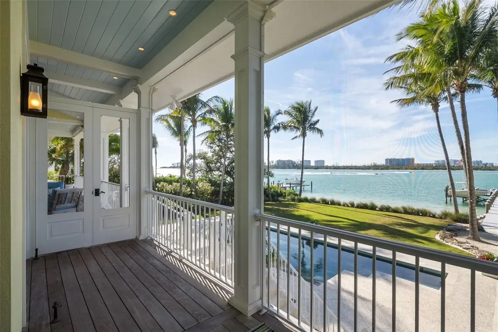 3440 Gulfmead Drive Sarasota FL 34242