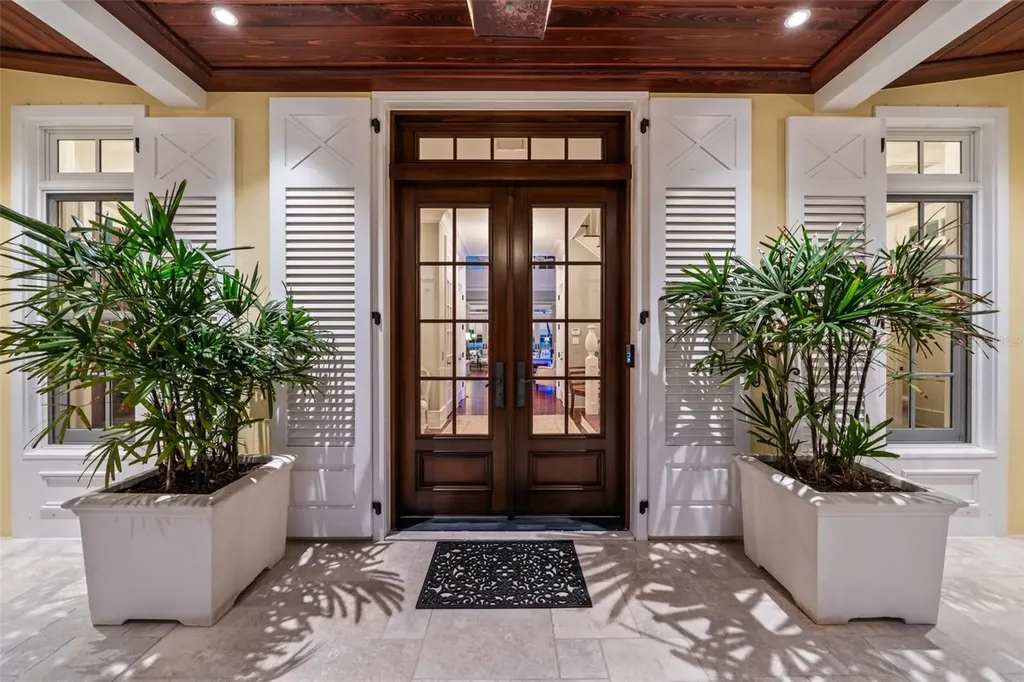 3440 Gulfmead Drive Sarasota FL 34242