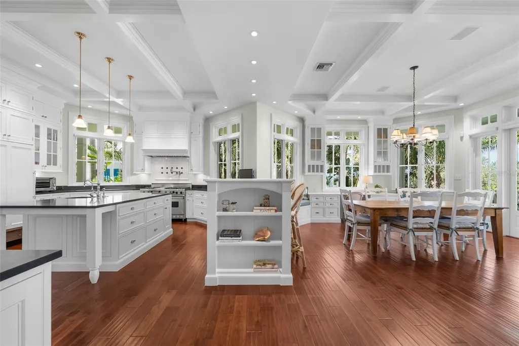 3440 Gulfmead Drive Sarasota FL 34242