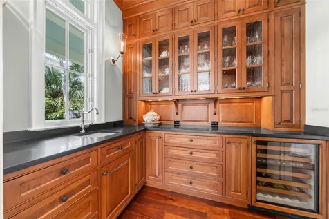 3440 Gulfmead Drive Sarasota FL 34242