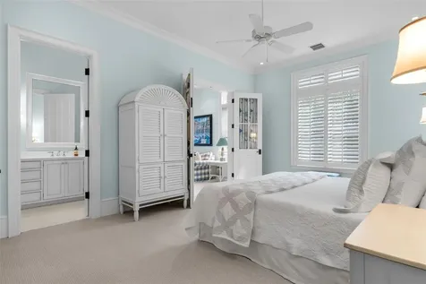 3440 Gulfmead Drive Sarasota FL 34242