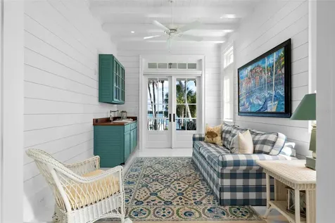 3440 Gulfmead Drive Sarasota FL 34242