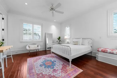 3440 Gulfmead Drive Sarasota FL 34242