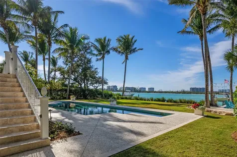 3440 Gulfmead Drive Sarasota FL 34242