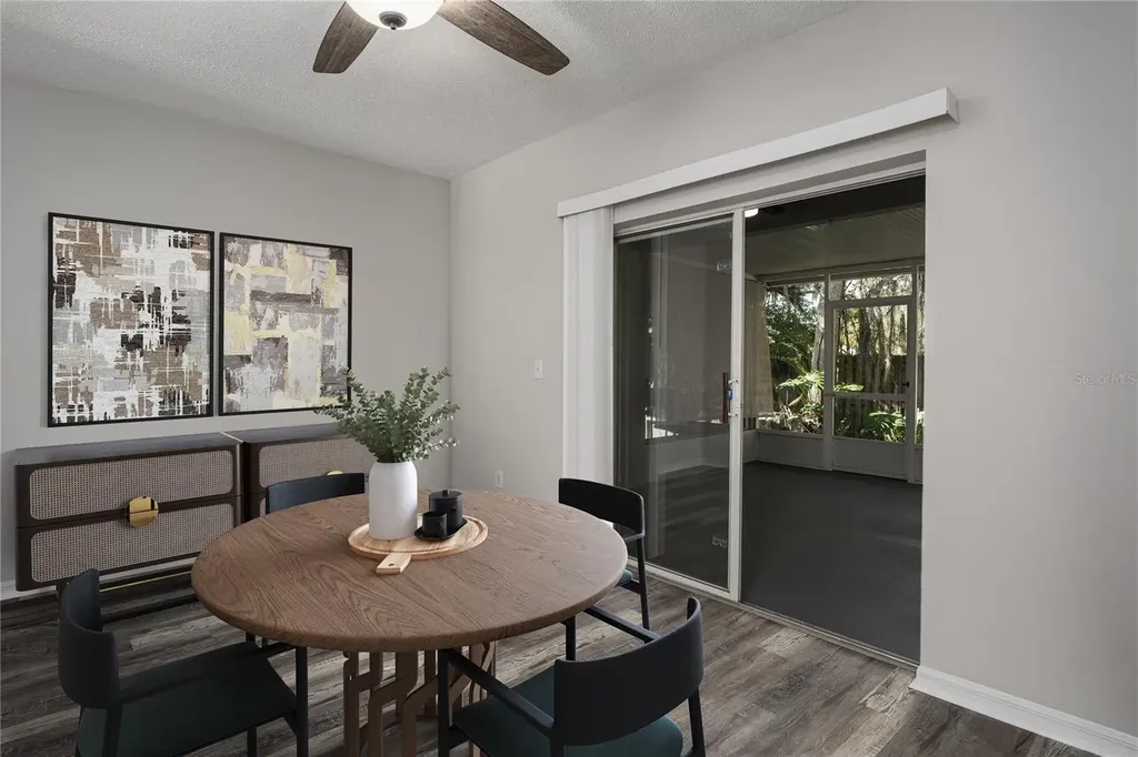 6213 Osprey Lake Circle Riverview FL 33578