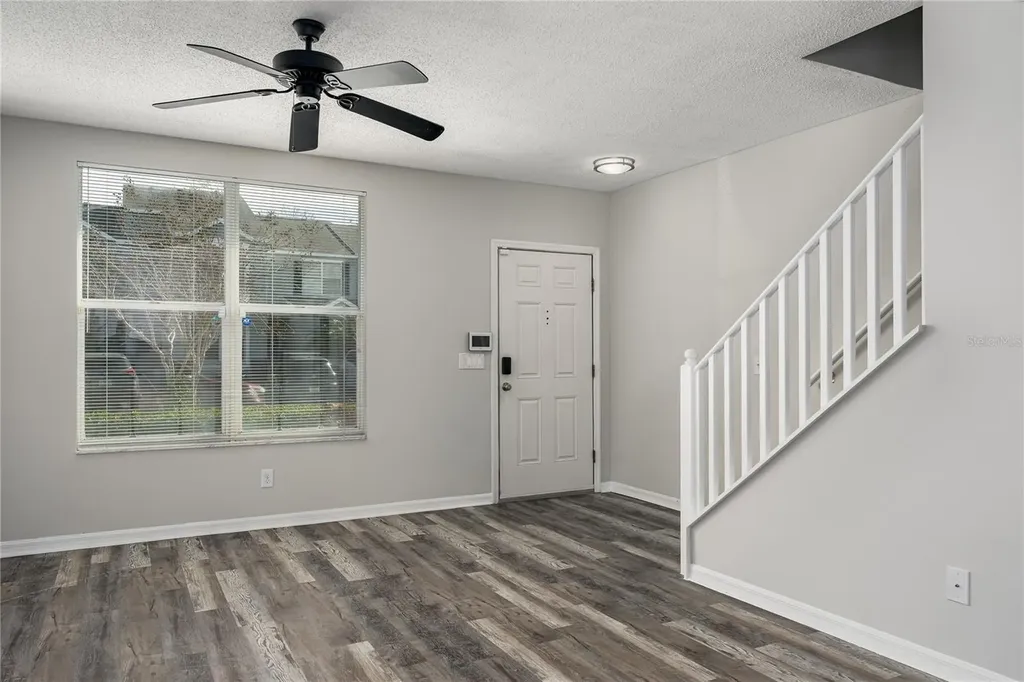 6213 Osprey Lake Circle Riverview FL 33578