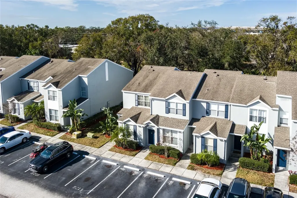 6213 Osprey Lake Circle Riverview FL 33578