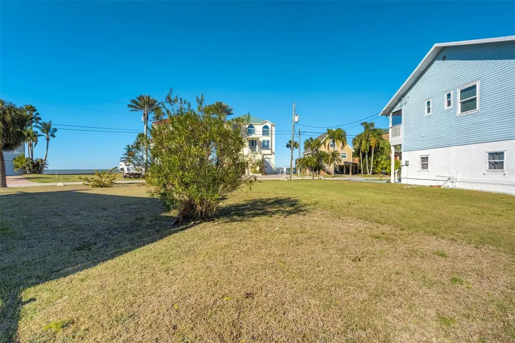 6424 Driftwood Drive Hudson FL 34667