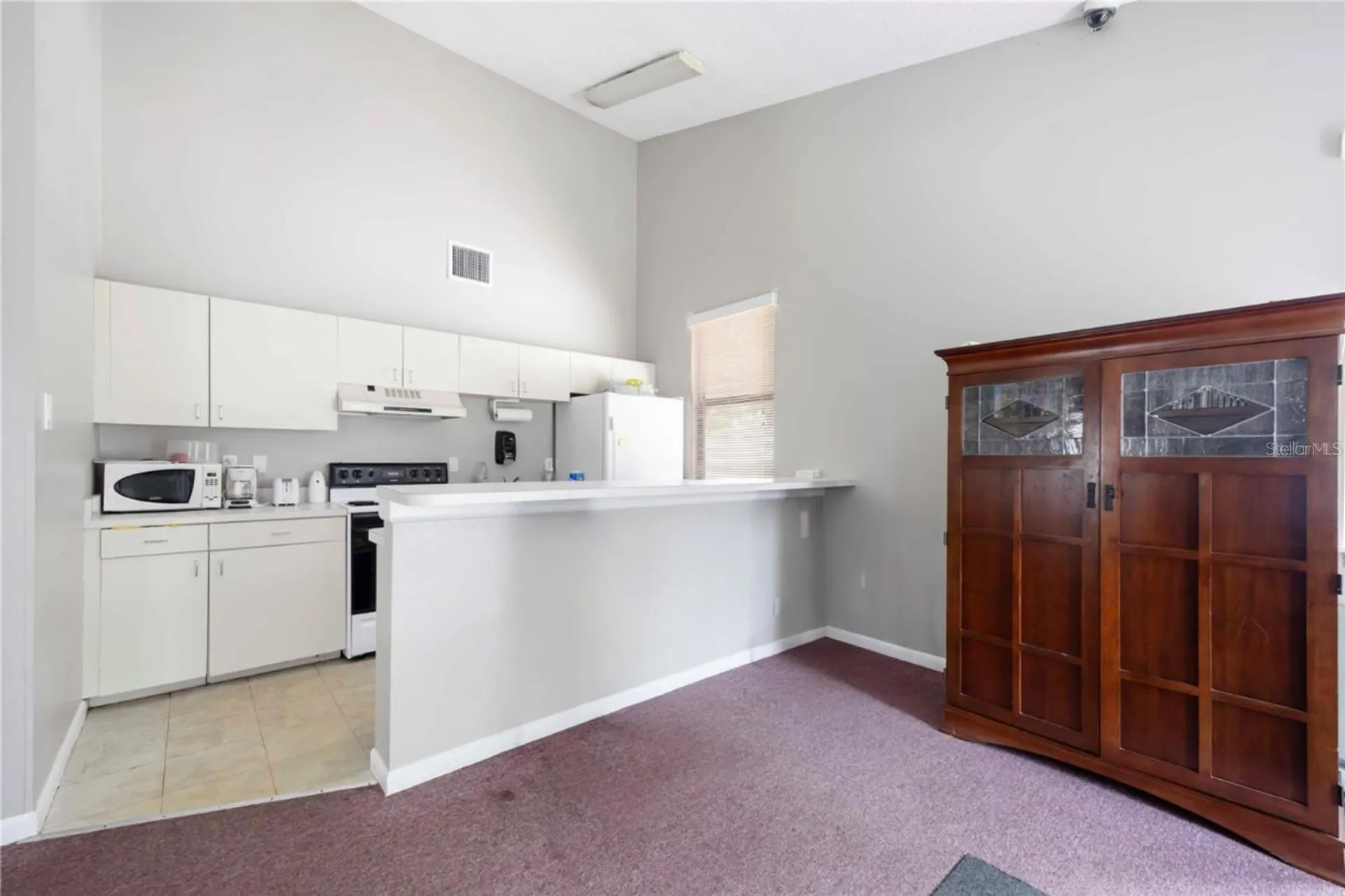 965 Whitman Drive Sarasota FL 34243