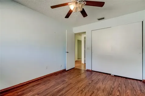 965 Whitman Drive Sarasota FL 34243