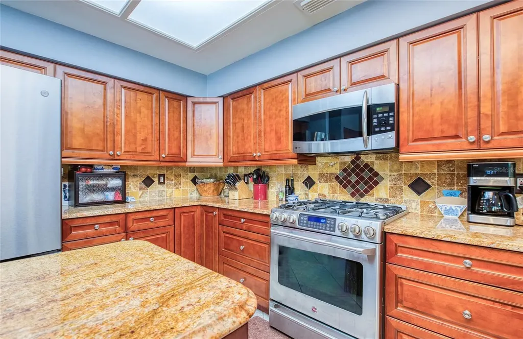 4901 Hallstead Way Tampa FL 33647