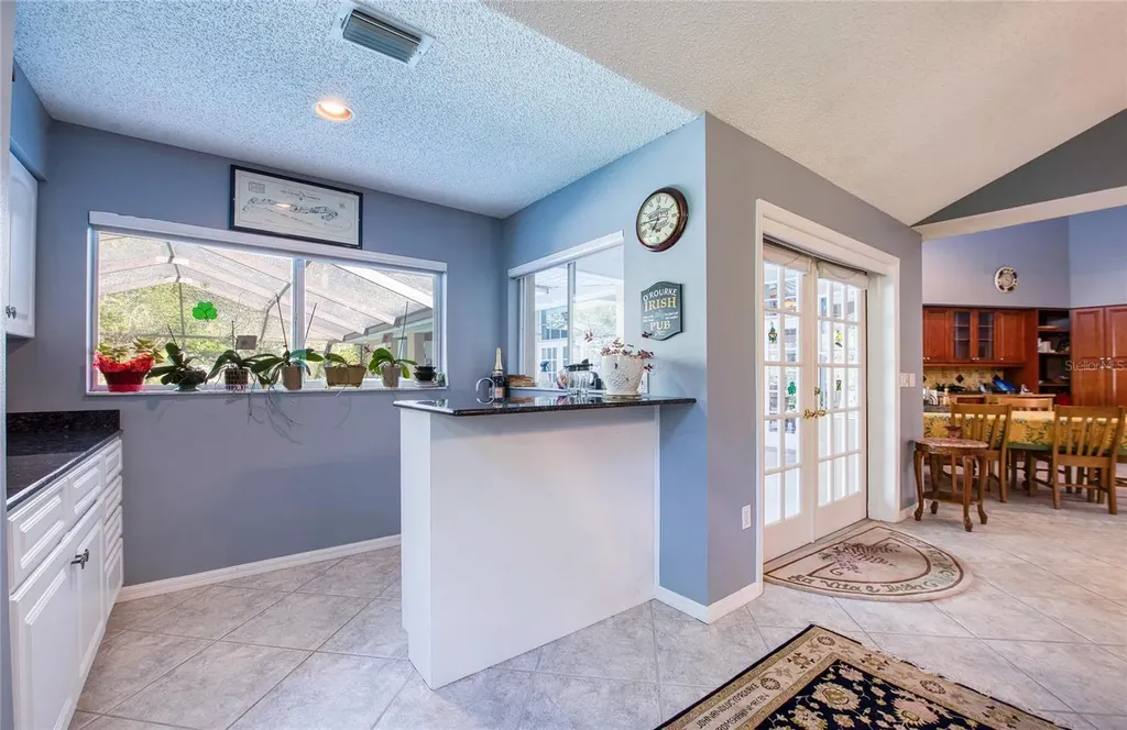 4901 Hallstead Way Tampa FL 33647