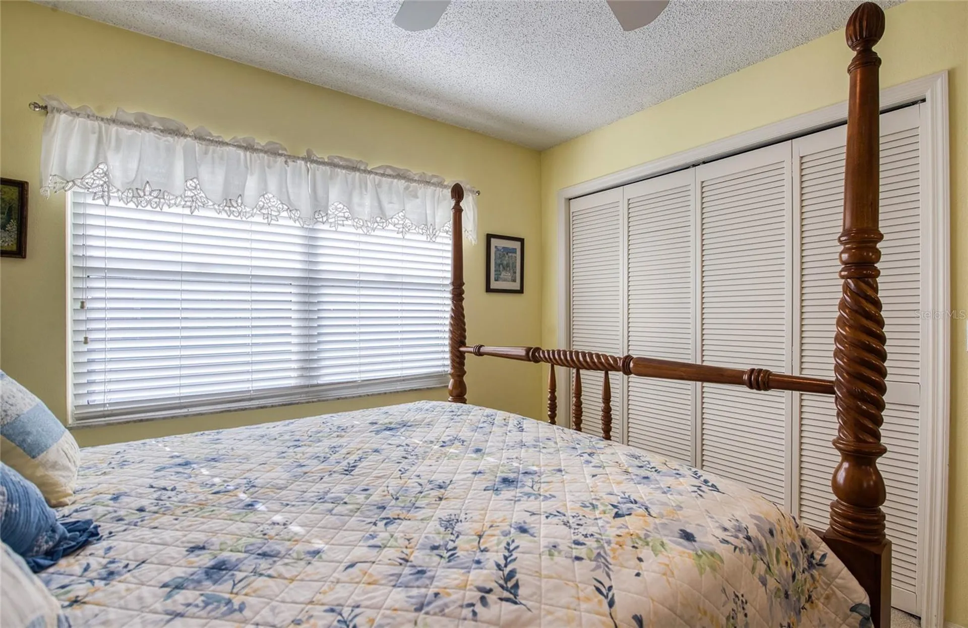 4901 Hallstead Way Tampa FL 33647