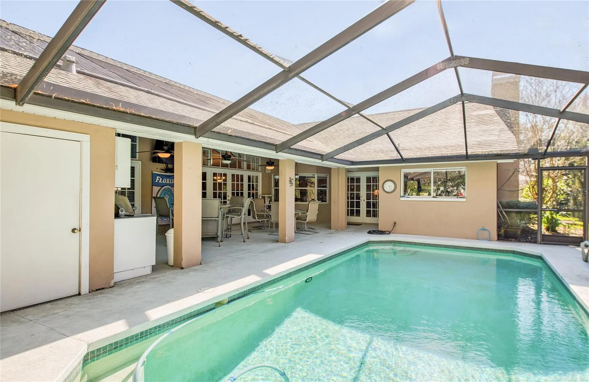 4901 Hallstead Way Tampa FL 33647