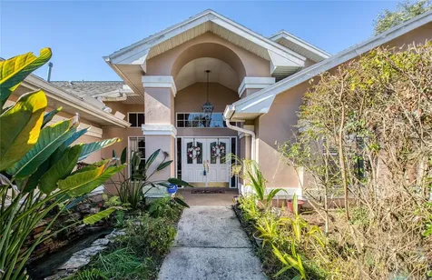 4901 Hallstead Way Tampa FL 33647