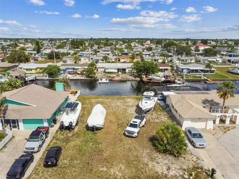 13612 Garris Drive Hudson FL 34667
