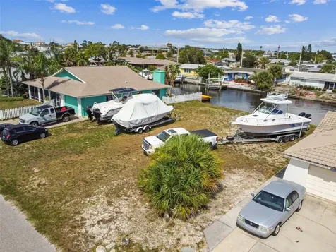 13612 Garris Drive Hudson FL 34667