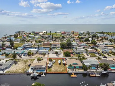 13612 Garris Drive Hudson FL 34667