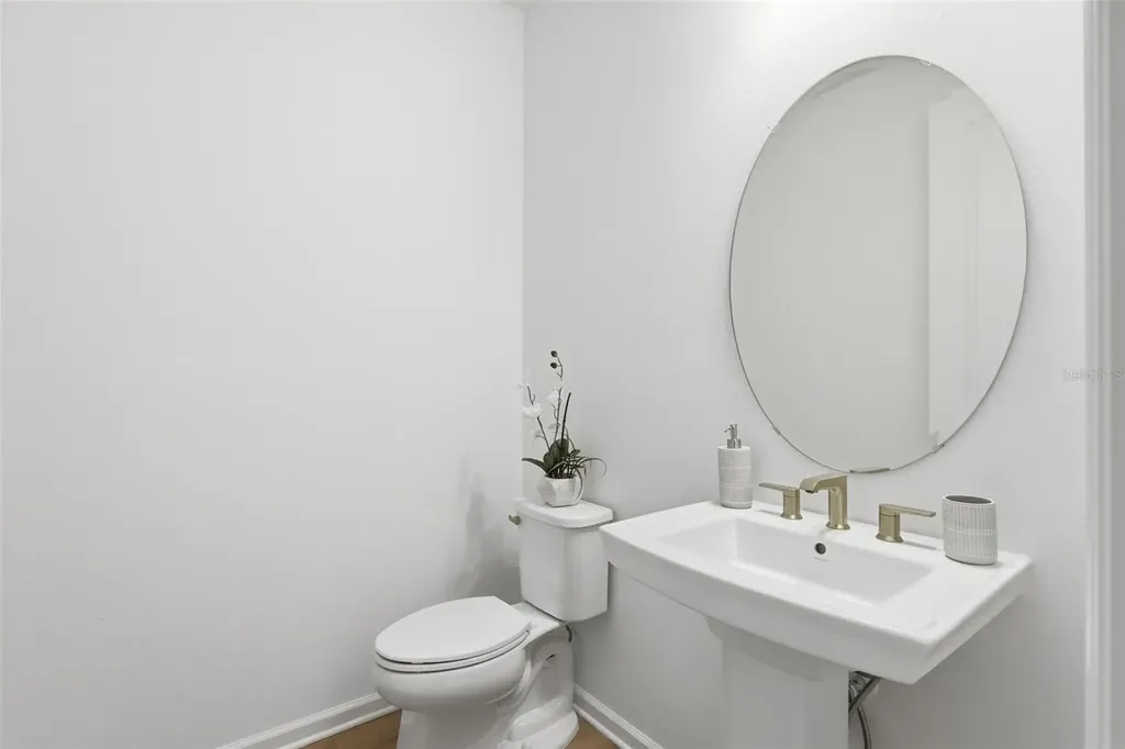 203 Woodgrove Drive Orlando FL 32825