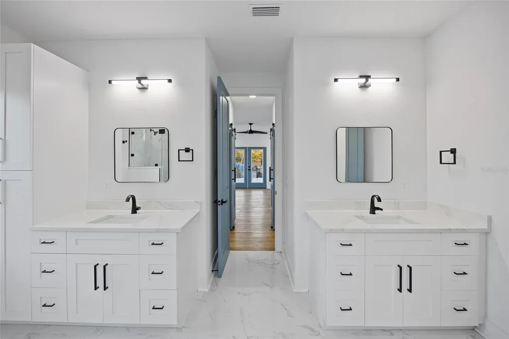 3317 W Napoleon Avenue Tampa FL 33611