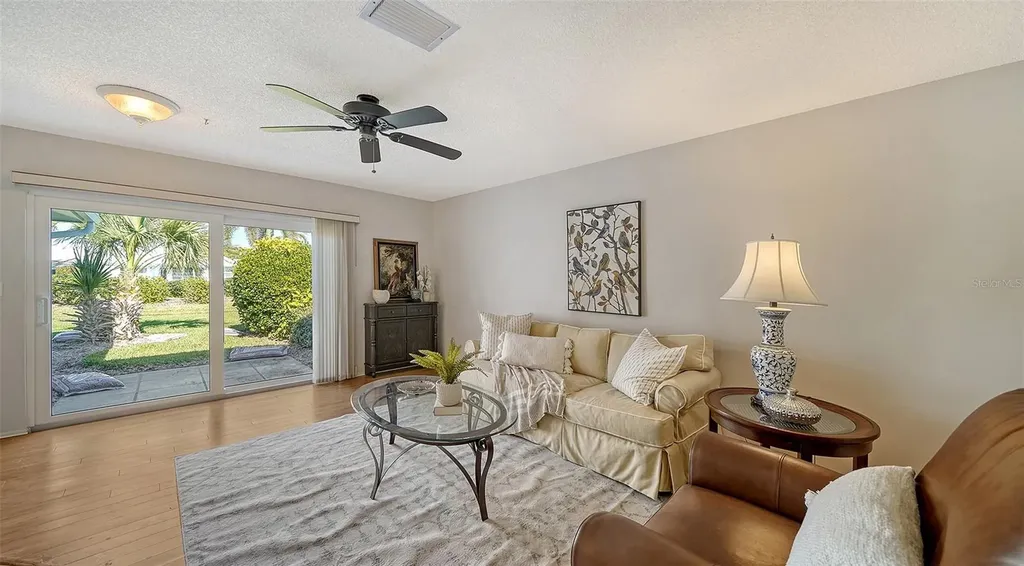 6810 9th Avenue W Bradenton FL 34209