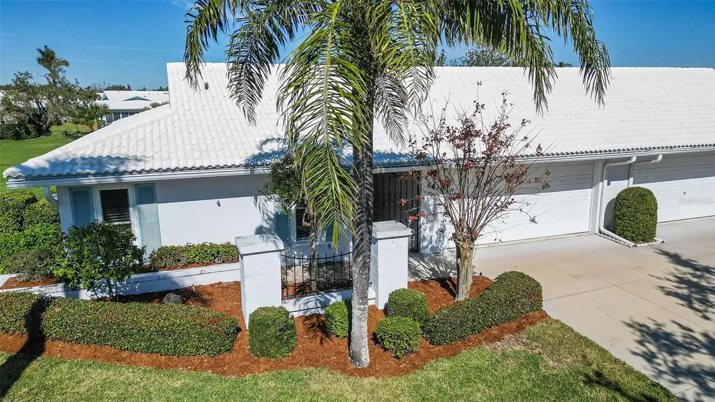 6810 9th Avenue W Bradenton FL 34209