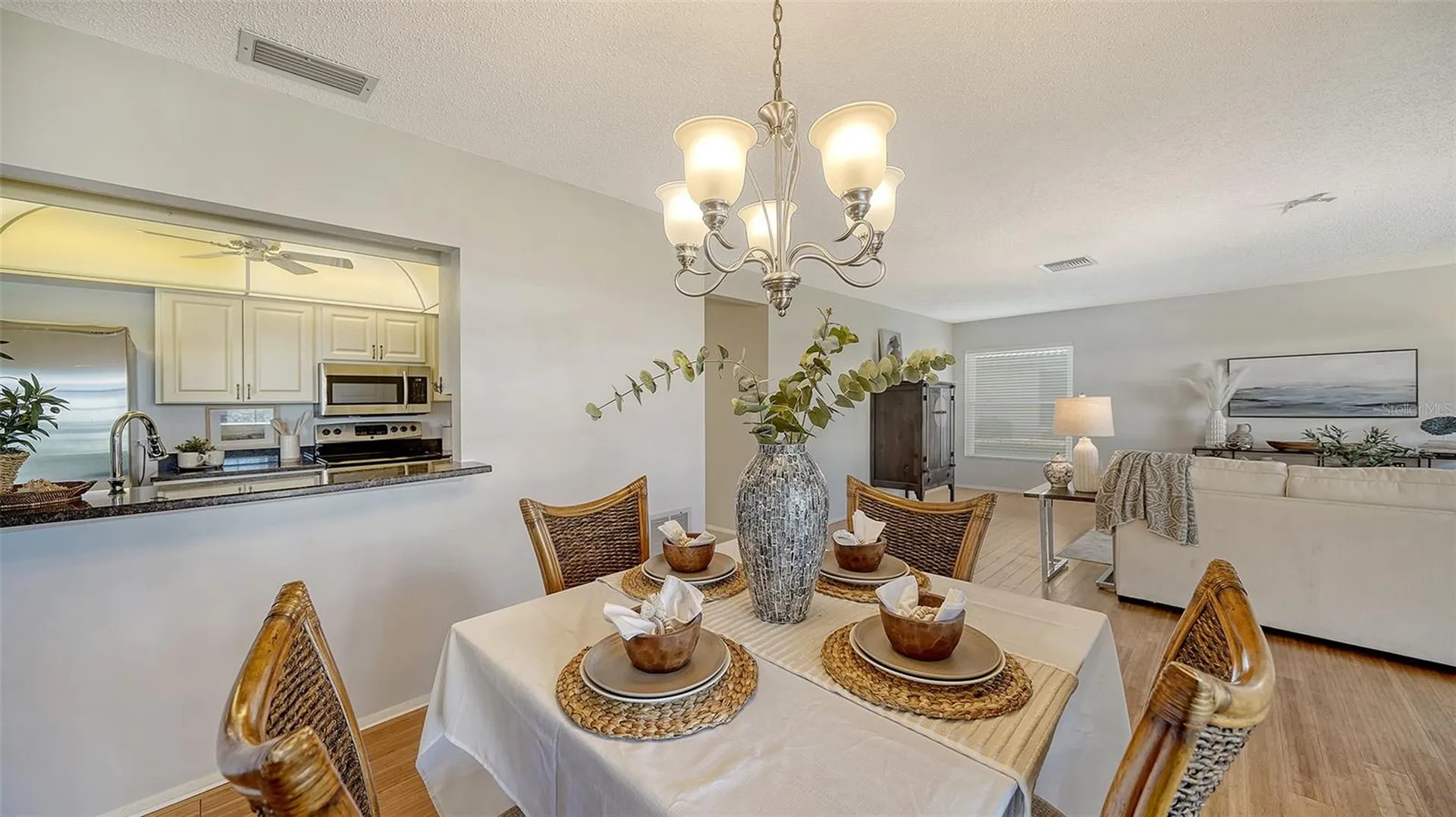 6810 9th Avenue W Bradenton FL 34209