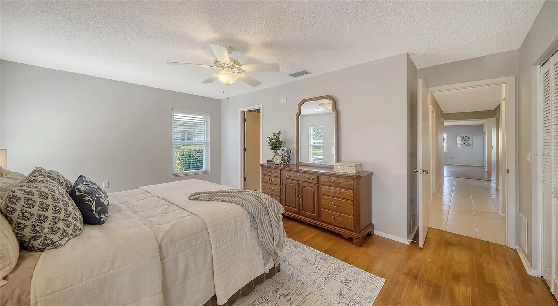 6810 9th Avenue W Bradenton FL 34209