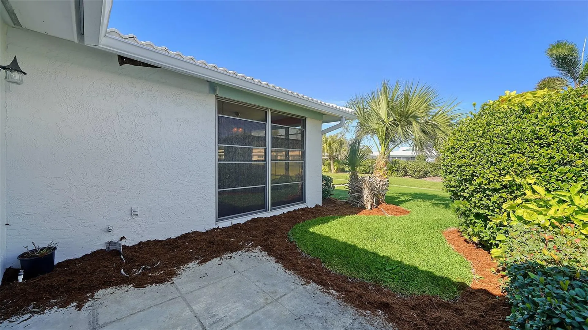 6810 9th Avenue W Bradenton FL 34209