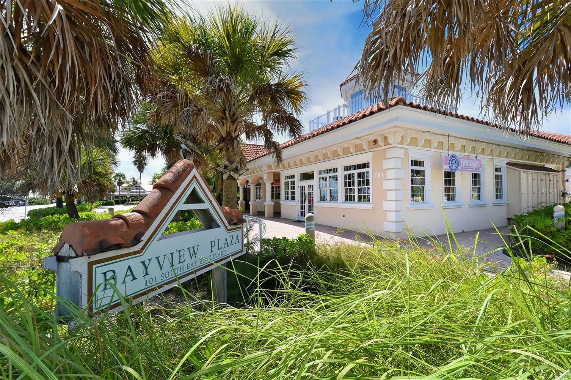 6810 9th Avenue W Bradenton FL 34209