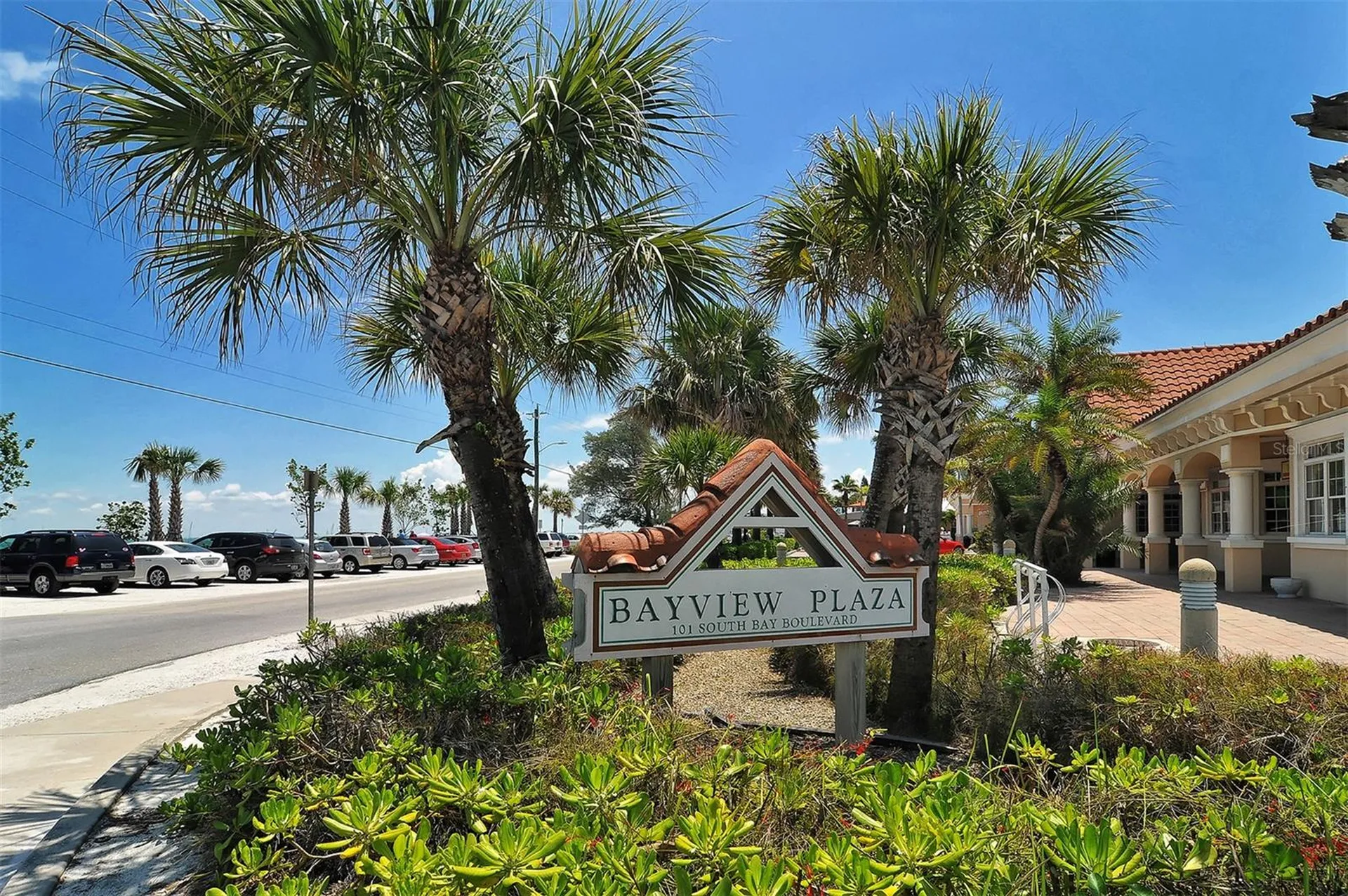 6810 9th Avenue W Bradenton FL 34209