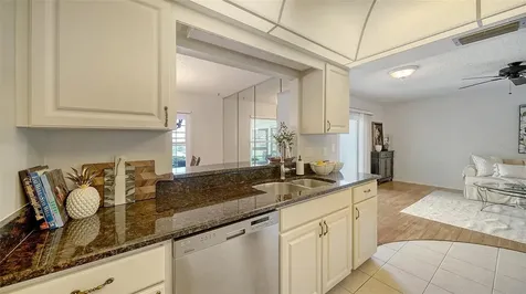 6810 9th Avenue W Bradenton FL 34209