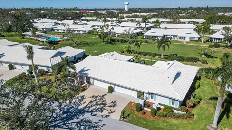 6810 9th Avenue W Bradenton FL 34209